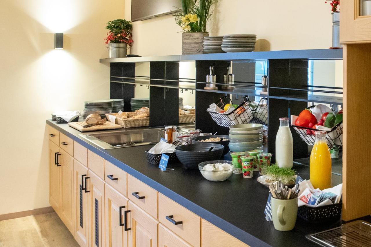 Landhaus Storch - Pension Ganserndorf Ngoại thất bức ảnh